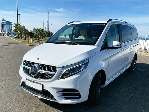 MERCEDES BENZ 4W V 250D 2018 AT