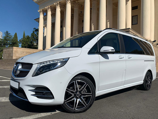 MERCEDES BENZ 4W V 250D 2018 AT