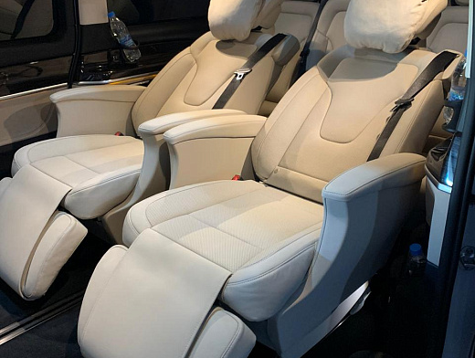MERCEDES BENZ 4W V 250D 2018 AT